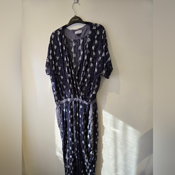 Velvet by Graham and Spencer Cady Indian Challis Jumpsuit Size Large - Picture 6 of 12
